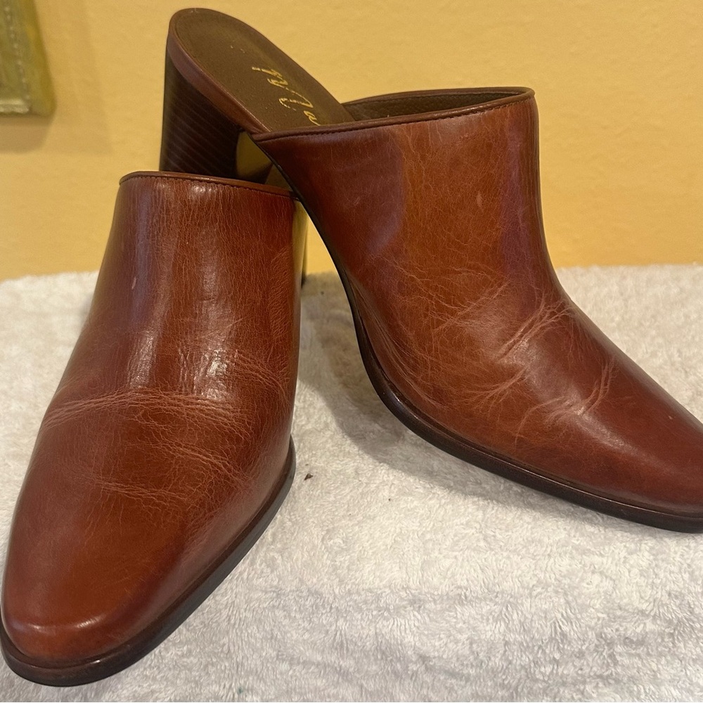 Nwot Matisse Cammy Pointed Mule In Brown Size:7.5m - image 1